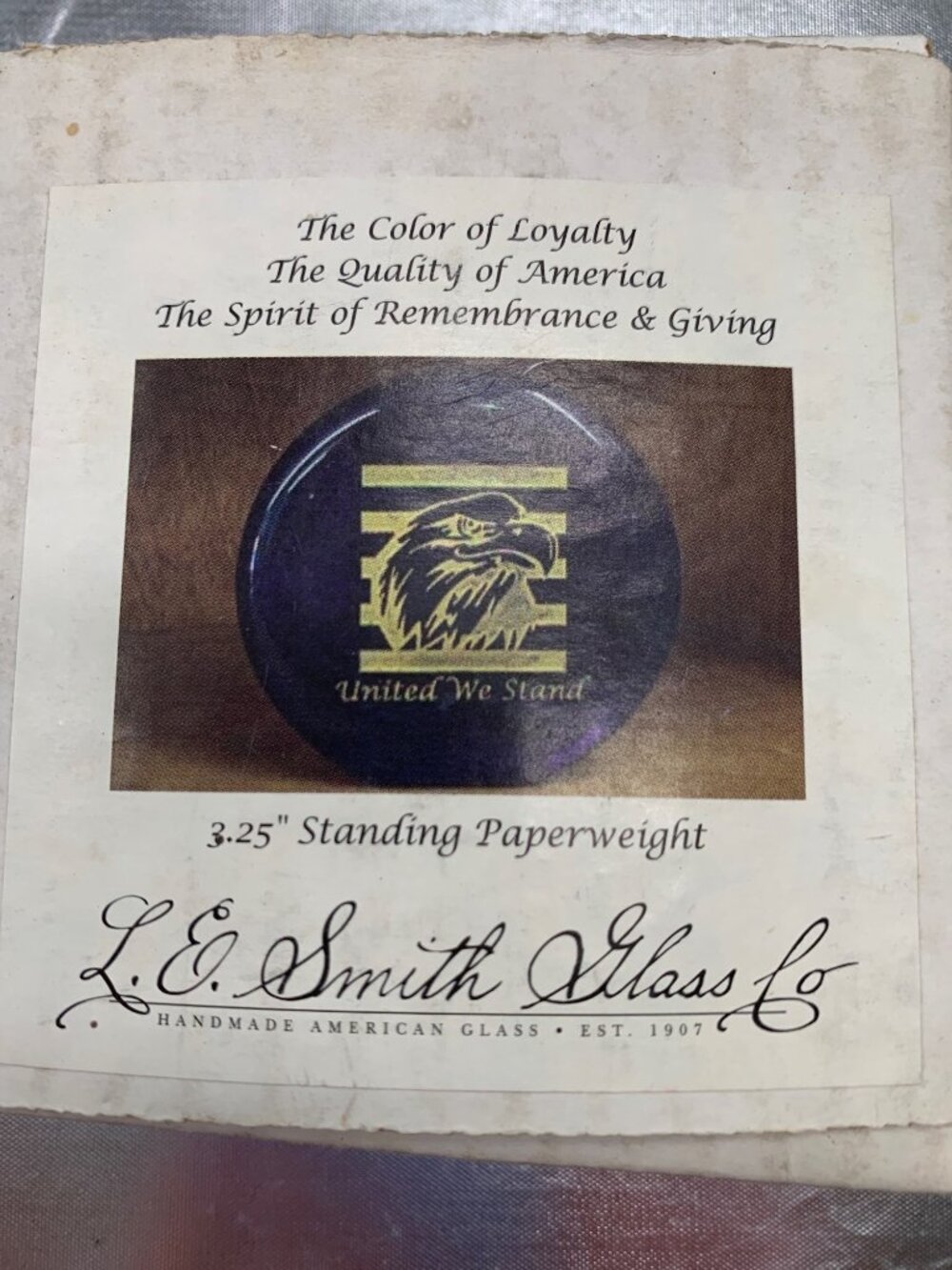 United We Stand L.E. Smith 3.25-Inch Cobalt Glass Paperweight Handmade Eagle Des